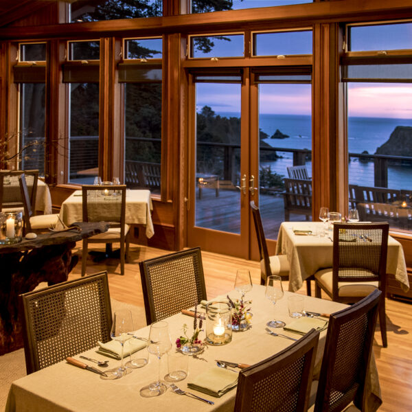 Harbor House Inn Dining Room